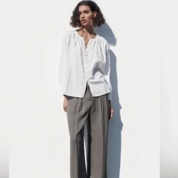 まゆら⑩ Zara | Tops | Nwt Zara White Metallic Thread Cotton Blouse